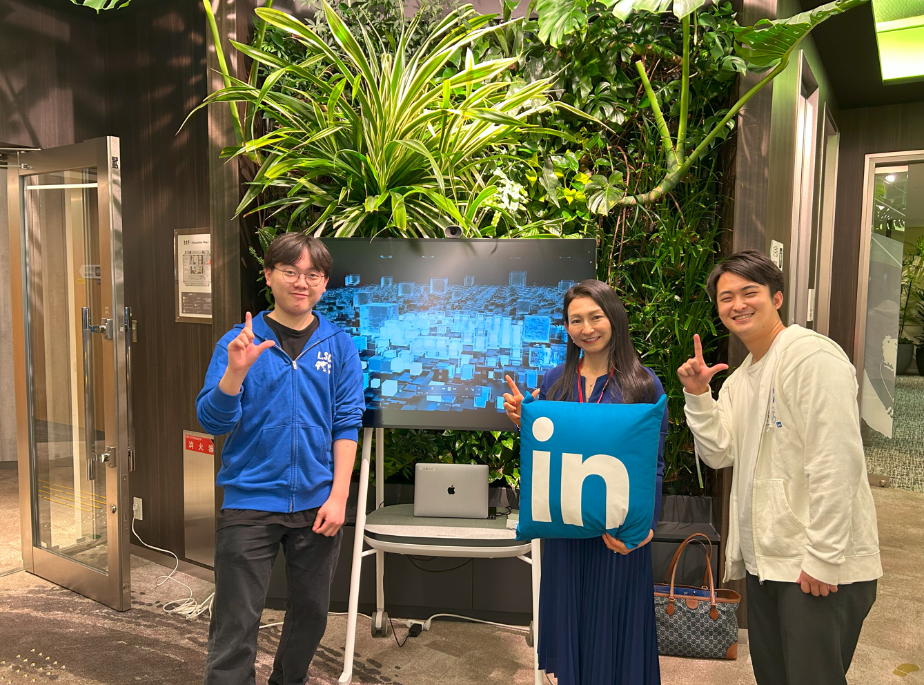 LinkedIn Japan Head